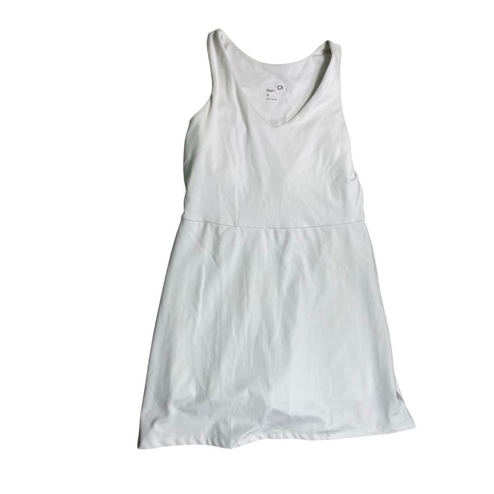 GapFit White Active Dress Small Sleeveless Athletic Tennis Built In Shorts